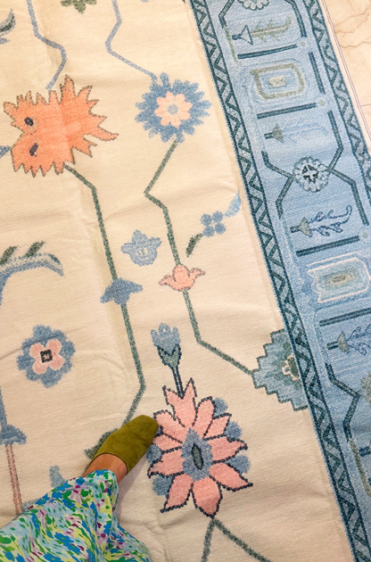 Rug Available for delivery 2.5x3.5  - 002