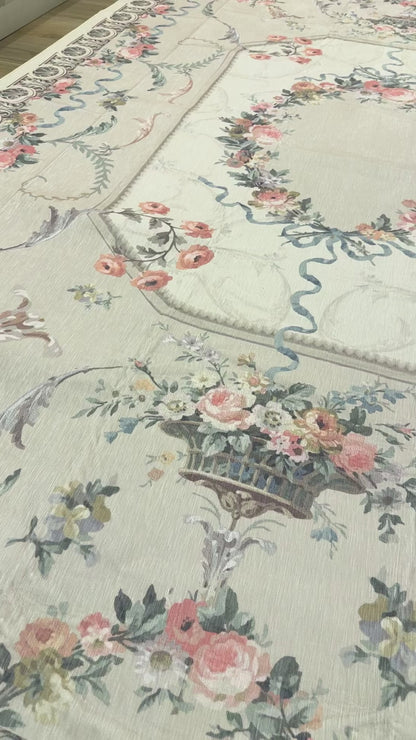 Palais Floral Rug